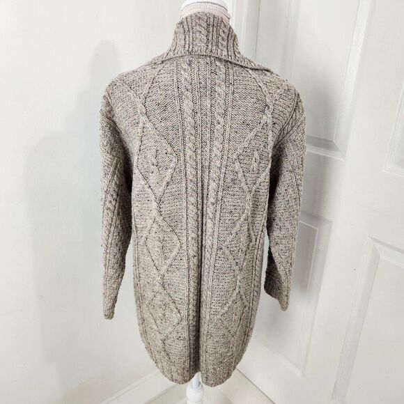 Carraig Donn Sweater Womens M Gray Cable Knit Shawl Cape Cletic Ireland Wool - Picture 11 of 12
